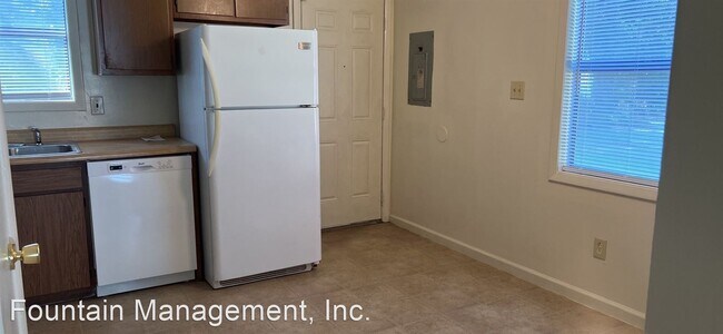 Building Photo - 2 br, 1 bath House - 148 Village Court