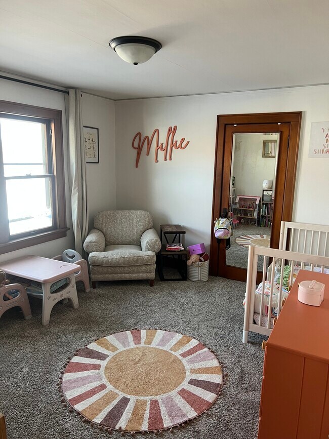 Foto del edificio - 2343 N 56th St