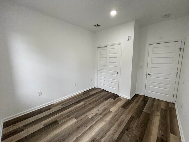 Foto del edificio - 430 Ocean Ave