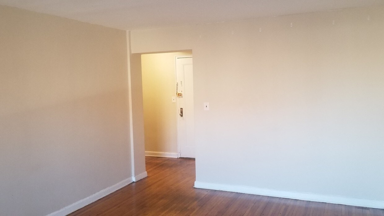 Primary Photo - 5542 Avenue D