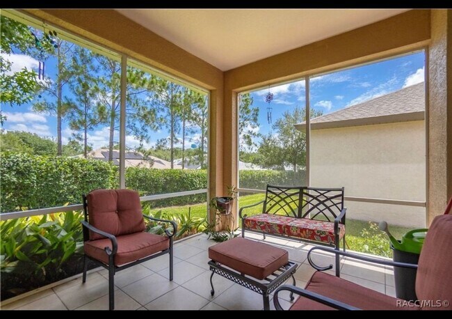 Foto del edificio - 1733 W Caroline Path