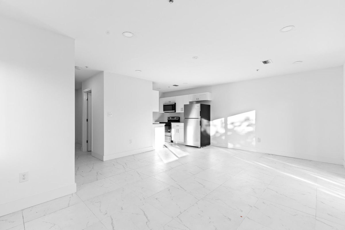 Foto principal - 4498 SW Port St Lucie Blvd