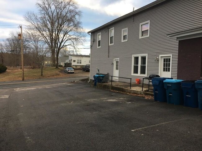 Foto del edificio - 49 Groton Street Pepperill