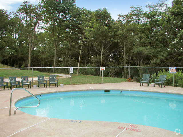 Piscina - Cedar Hill Apartments