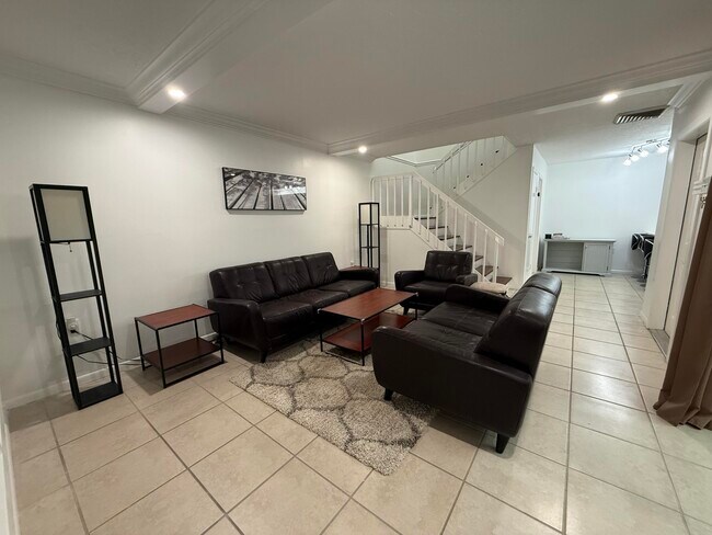 Foto del edificio - 2410 24th Ln