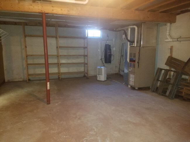 Building Photo - 2 br, 1.5 bath House - 2680 WYNGATE ROAD