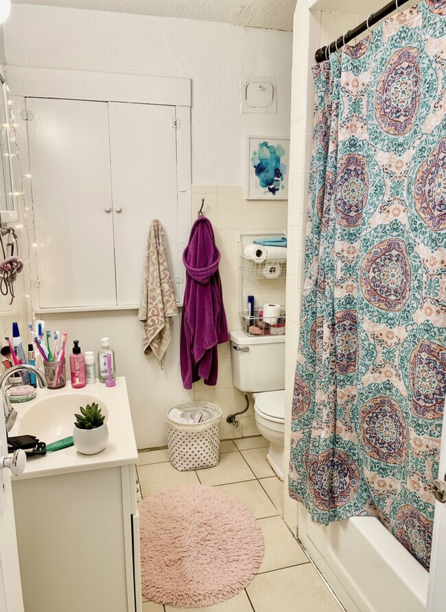 Foto del edificio - 330 St Paul St