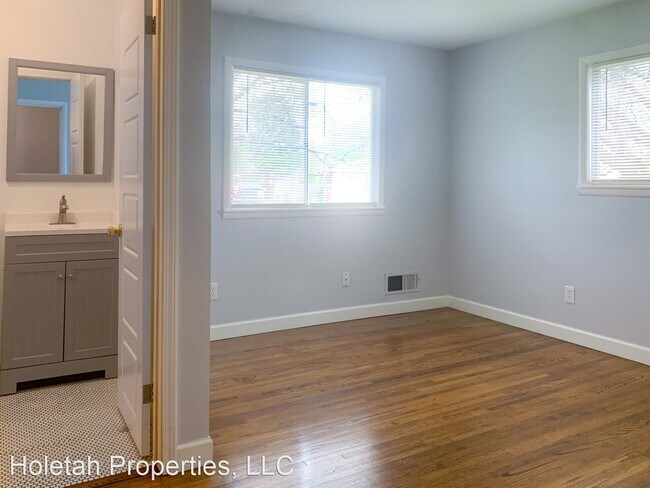 Foto del edificio - 3 br, 2 bath House - 128 Vann Cir