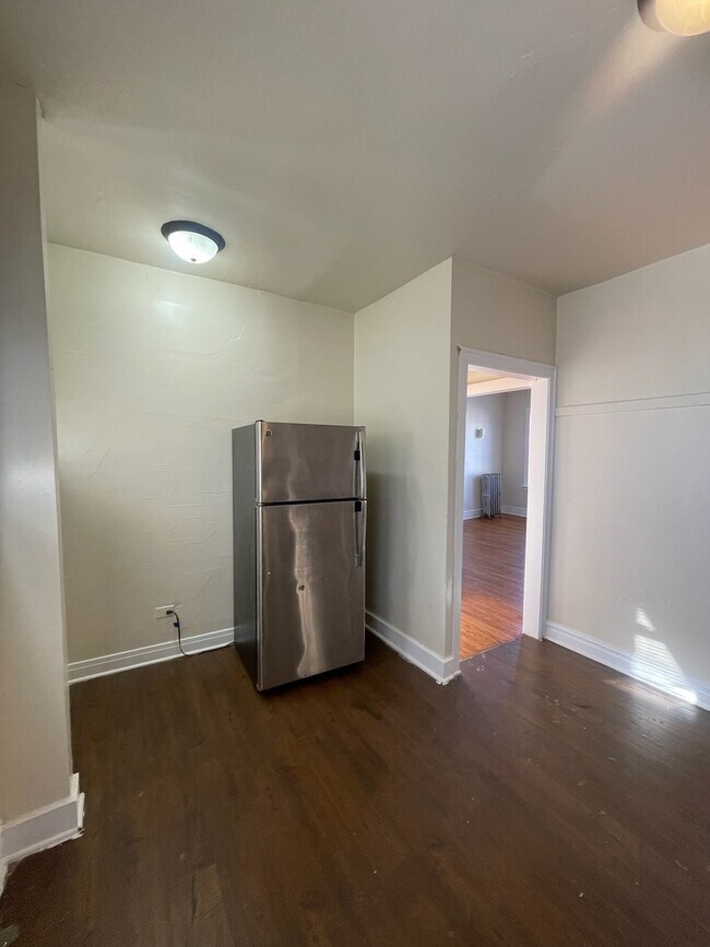 Foto del edificio - 115 E 68th St