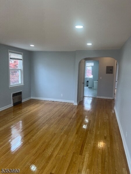 Foto del edificio - 85 E Passaic Ave