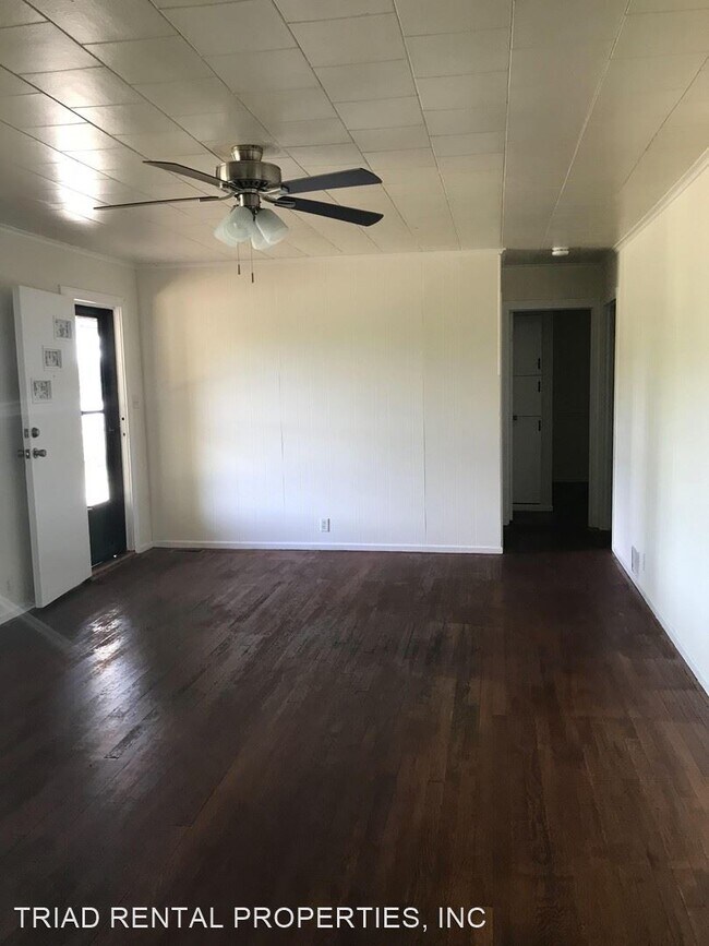 Building Photo - 3 br, 1 bath House - 137 CHURCH ST.