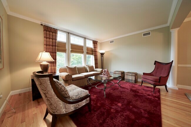 Foto del edificio - 1 Candlewood Dr