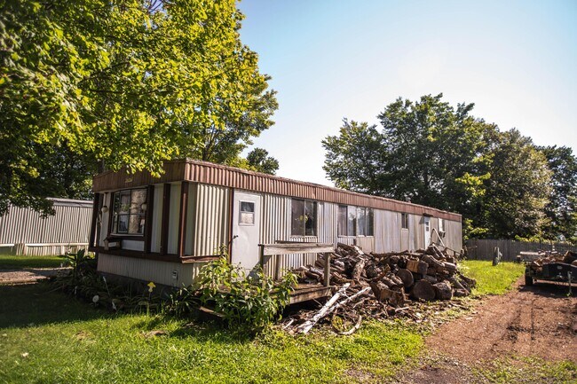 Foto del edificio - 11-17 James Ln