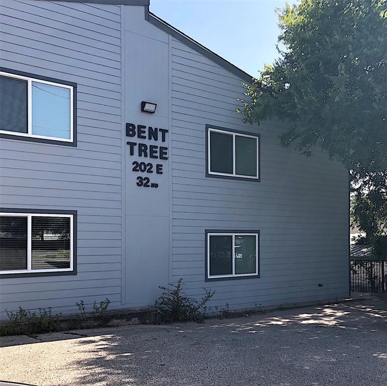 Foto principal - 202 E 32nd St