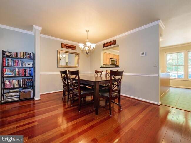 Foto del edificio - 9419 Steeple Ct