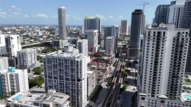 Foto del edificio - 1111 SW 1st Ave