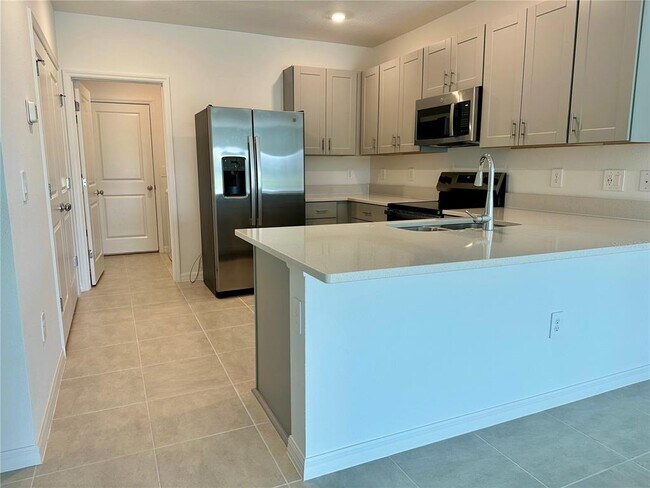 Foto del edificio - 534 Wayland Dr