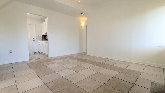 Building Photo - 3461 Croton Terrace