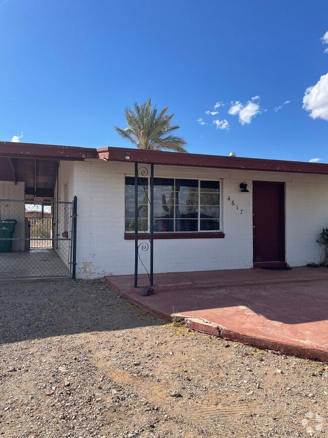 Building Photo - 4617 W Lost Horizon Dr