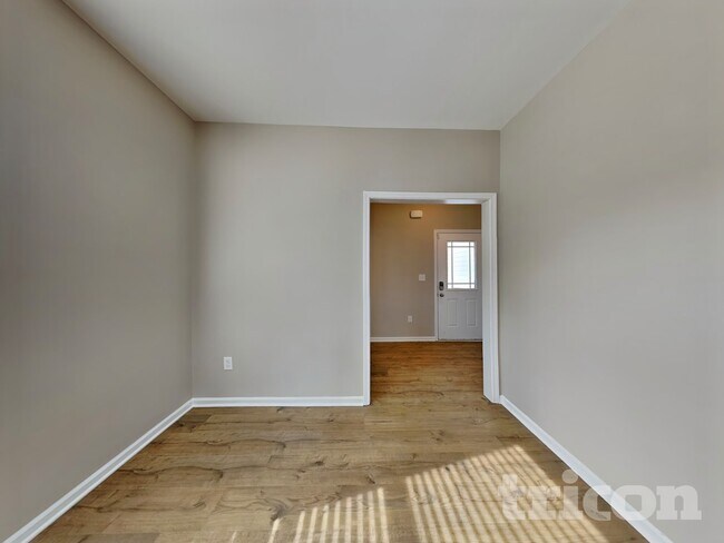 Foto del edificio - 76 Fresco Dr