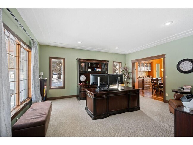 Foto del edificio - 6111 Kalen Dr