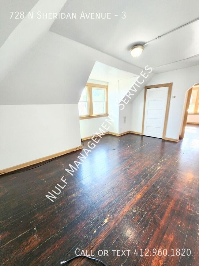 Photo - 728 N Sheridan Ave Apartment