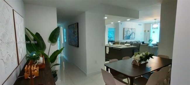 Foto del edificio - 7661 NW 107th Ave