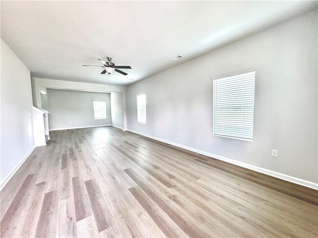 Building Photo - 11075 Suria Dr