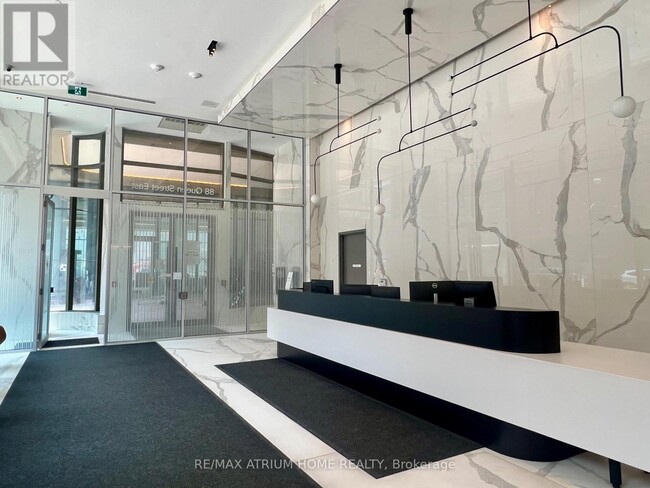 Building Photo - 88 Queen St E