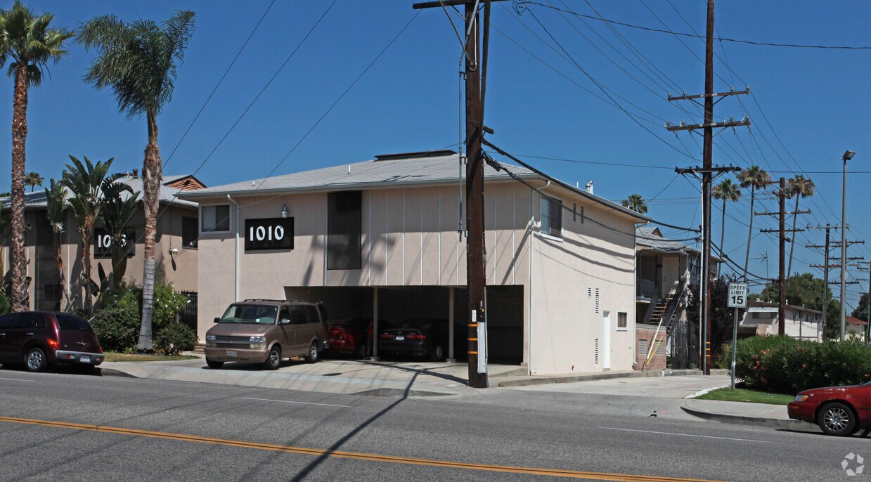 Primary Photo - 1010 Western Ave