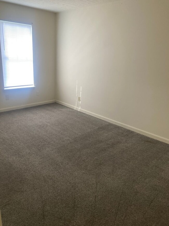 Building Photo - Hill Street