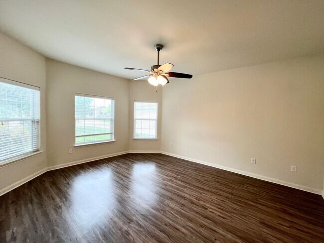 Building Photo - COMING SOON - October