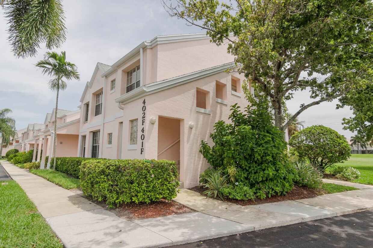 401 Muirfield Ct Unit 401F, Jupiter, FL 33458 Condo for Rent in