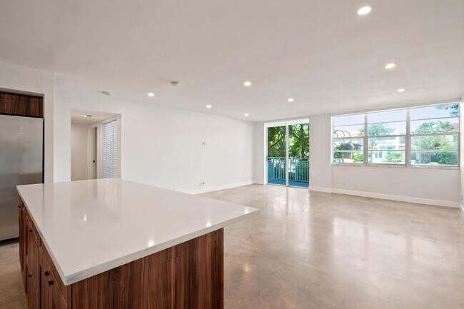 Foto del edificio - 2100 Sans Souci Blvd
