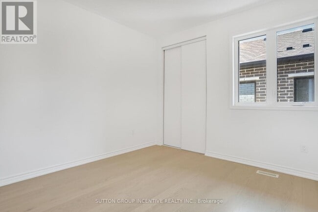 Building Photo - 59 Suzuki St