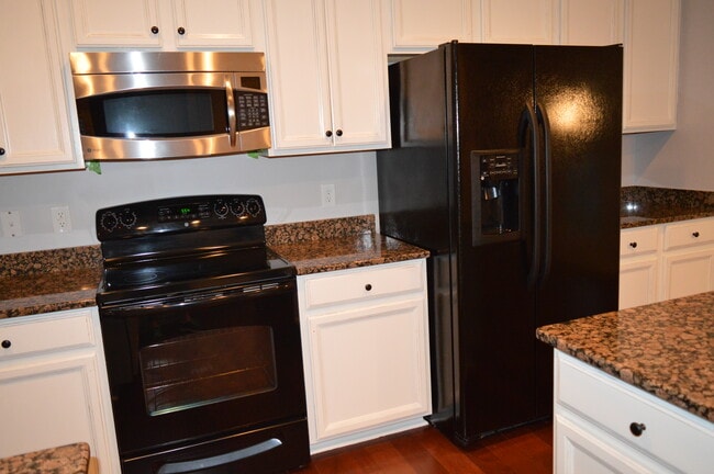 Photo - 15609 Troubadour Ln House