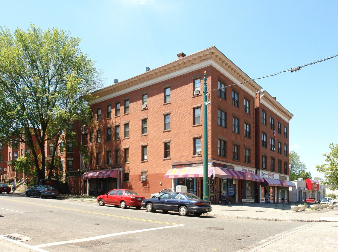 Primary Photo - Summit Park