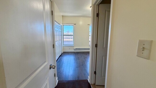 Foto del edificio - 3311 Kensington Ave