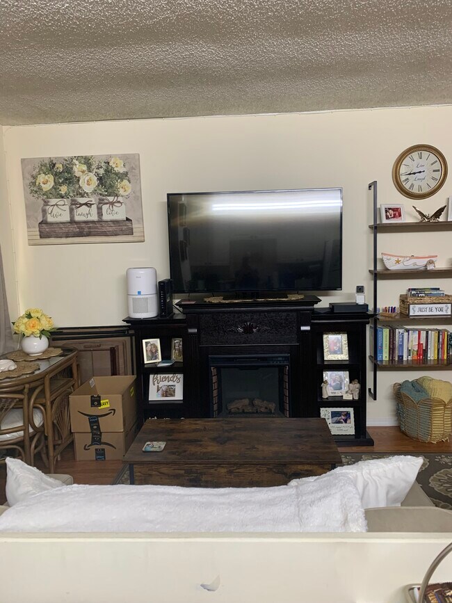 Foto del edificio - 1061 SE Monterey Rd