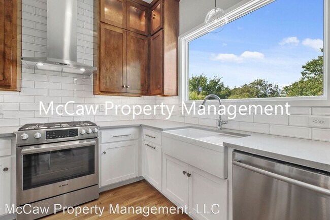 Foto del edificio - 2 br, 2.5 bath House - 2528 Galvez Ave