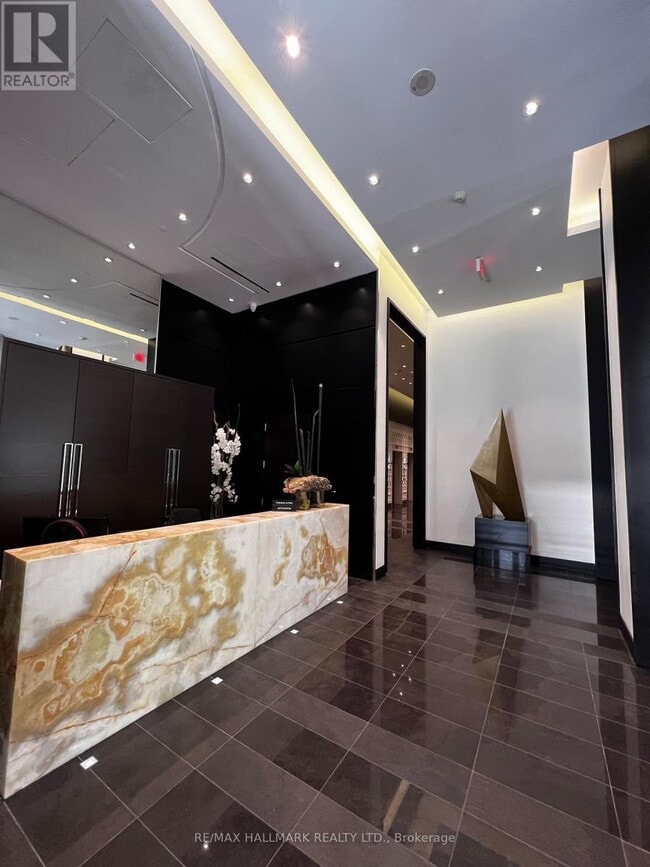 Building Photo - 32 Davenport Rd