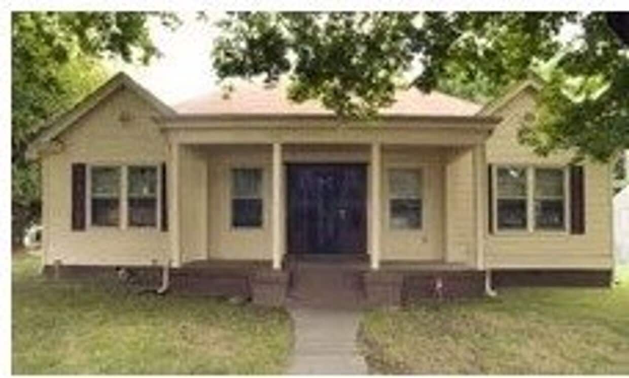 954 N Trezevant St, Memphis, TN 38108 House Rental in Memphis, TN