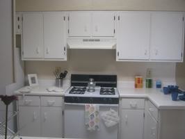 Kitchen - 14 E Jones Ave