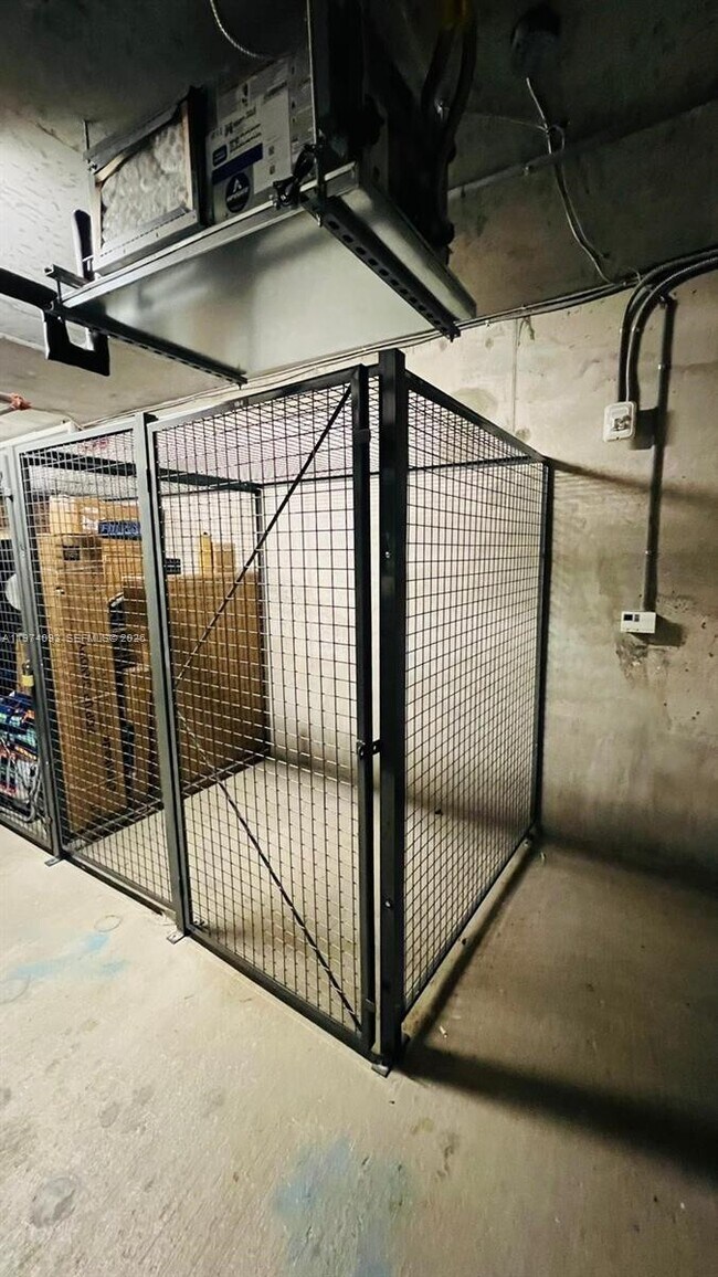 Foto del edificio - 501 NE 31st St