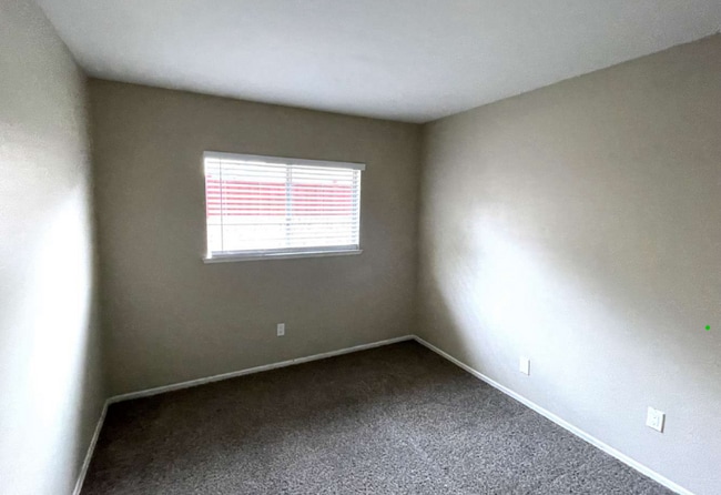 Building Photo - 20817 Calwood St