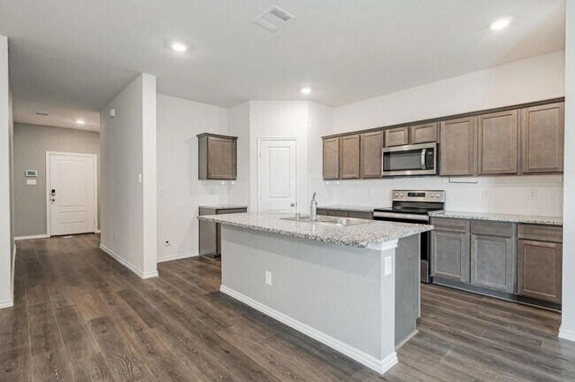 Building Photo - 1310 Cotton Gin Ct