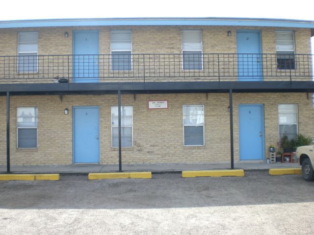 Primary Photo - 801 Fordyce Ave