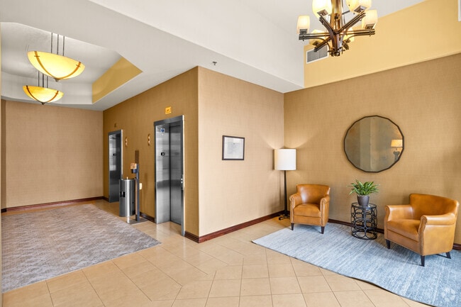 Serrano Luxury Homes and Garden - Lobby - Serrano Luxury Homes and Garden