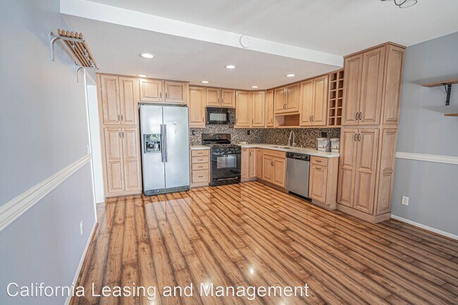 Foto del edificio - 4 br, 3 bath House - 15815 Cindy Court