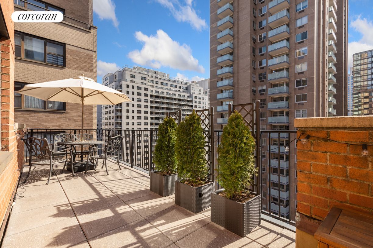 Foto principal - 235 E 87th St